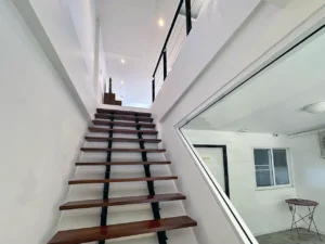 Entrance Upstairs